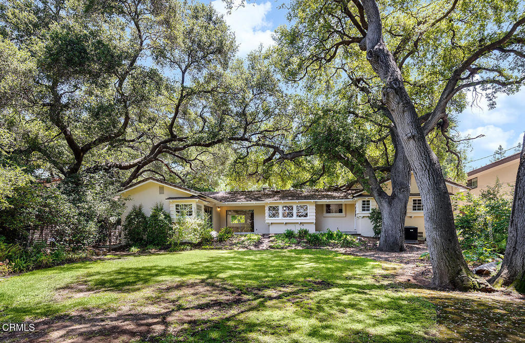 Property Photo: 2058 Lyans Drive CA 91011