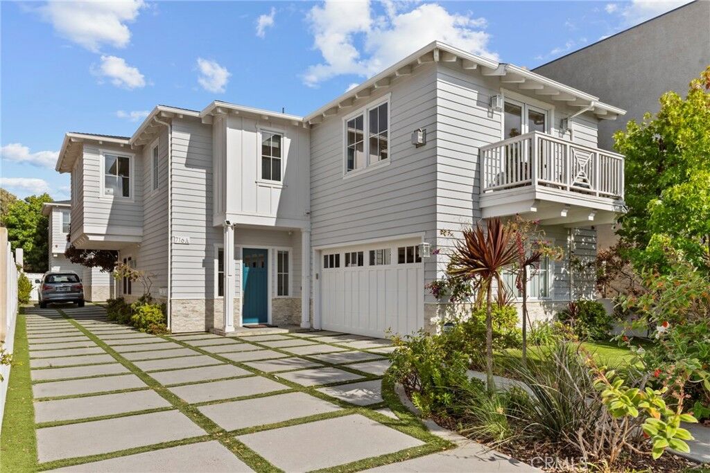 Property Photo: 716 Elvira Avenue A CA 90277