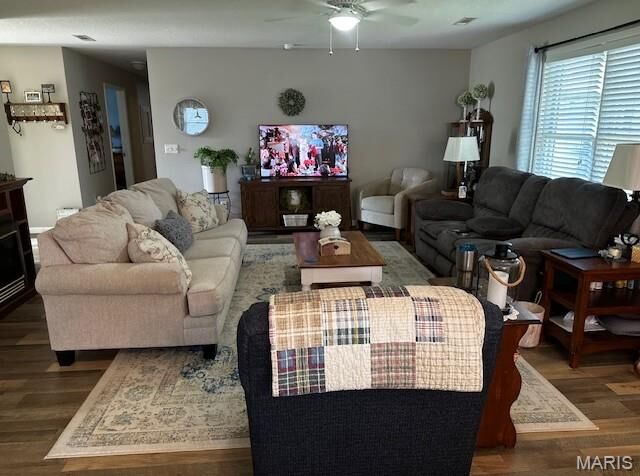 Property Photo: 1010 Pine Street MO 63801