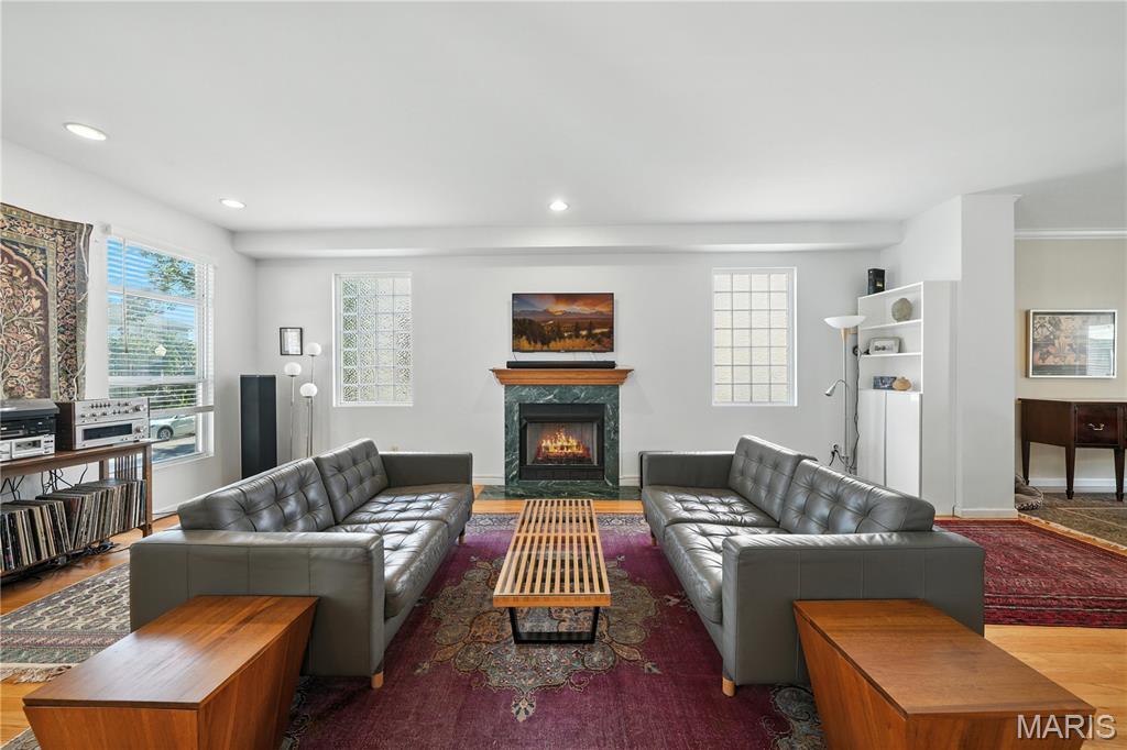 Property Photo:  5784 Westminster Place  MO 63112 