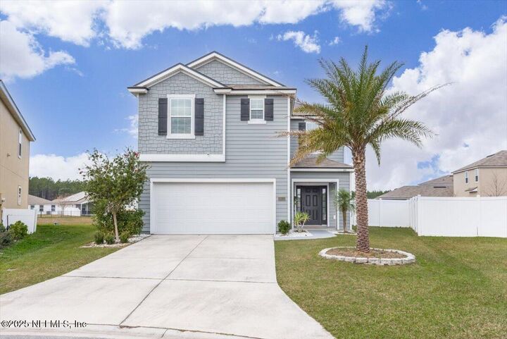 Property Photo:  10111 Sitting Fox Court  FL 32222 