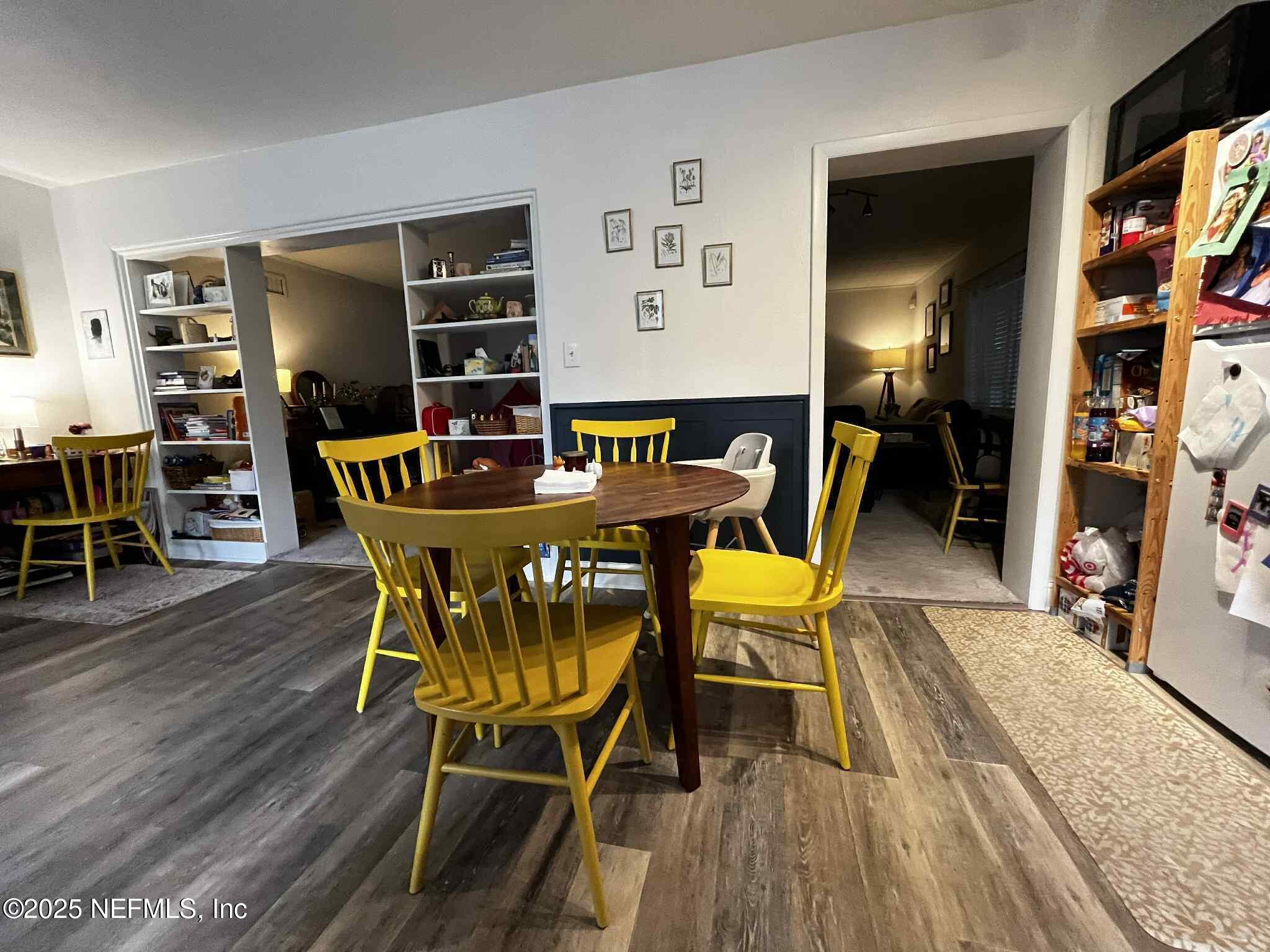 Property Photo: 5467 N North River Road FL 32211