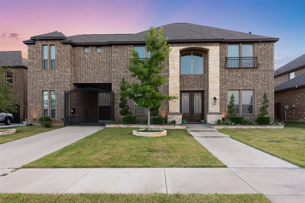 Property Photo:  3204 Chambley Lane  TX 76063 