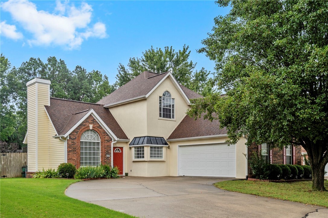 Property Photo: 2172 E Deer Creek Drive AR 72703