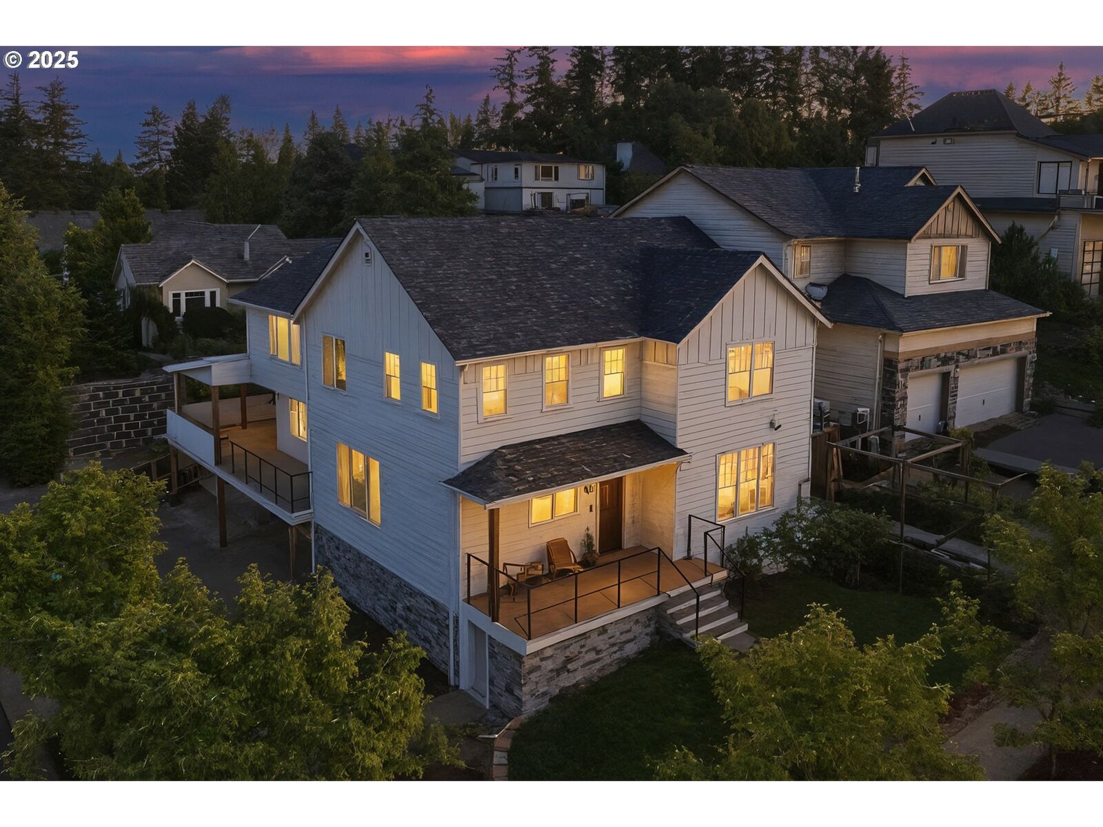 Property Photo: 12589 SE 147th Ave OR 97086