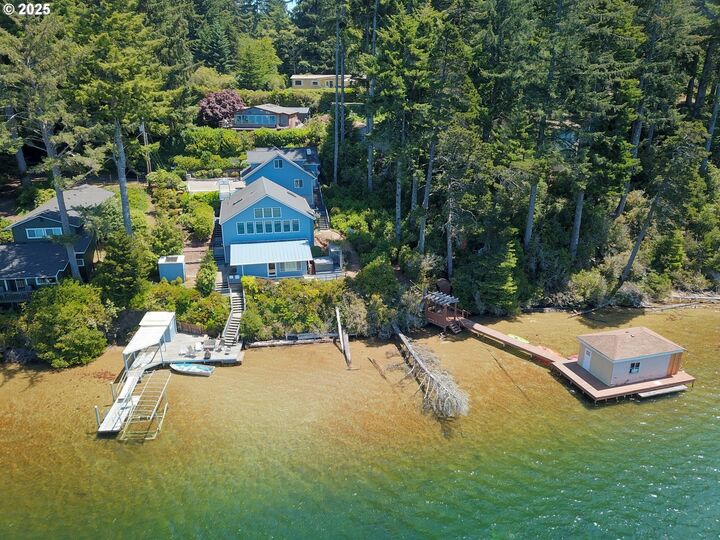 Property Photo: 84284 Alder Dr OR 97439