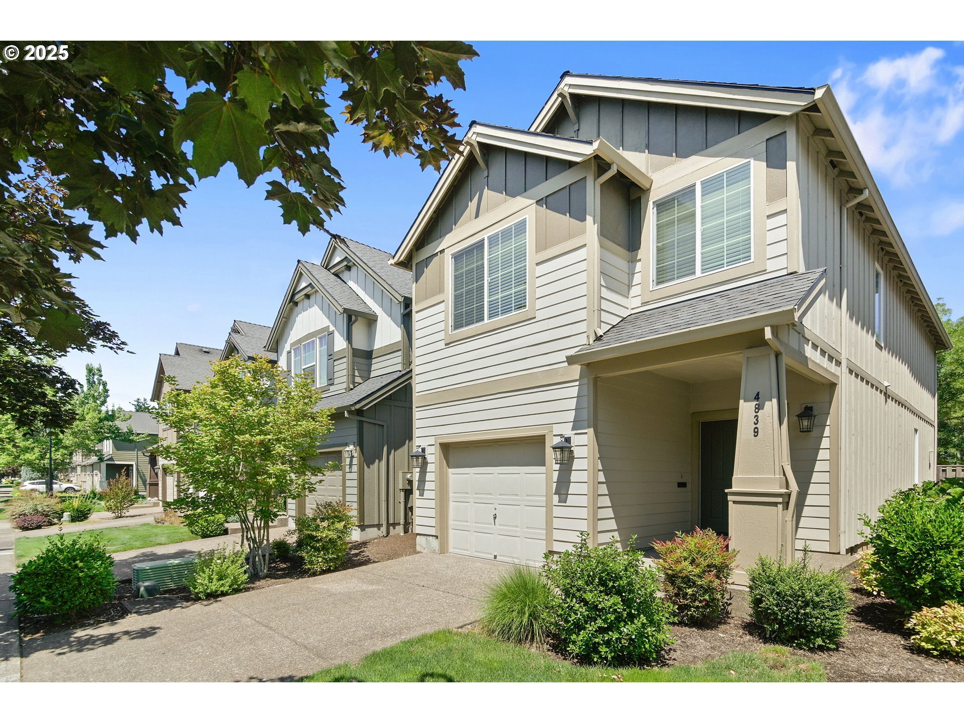 Property Photo:  4839 SE Sandalwood St  OR 97123 