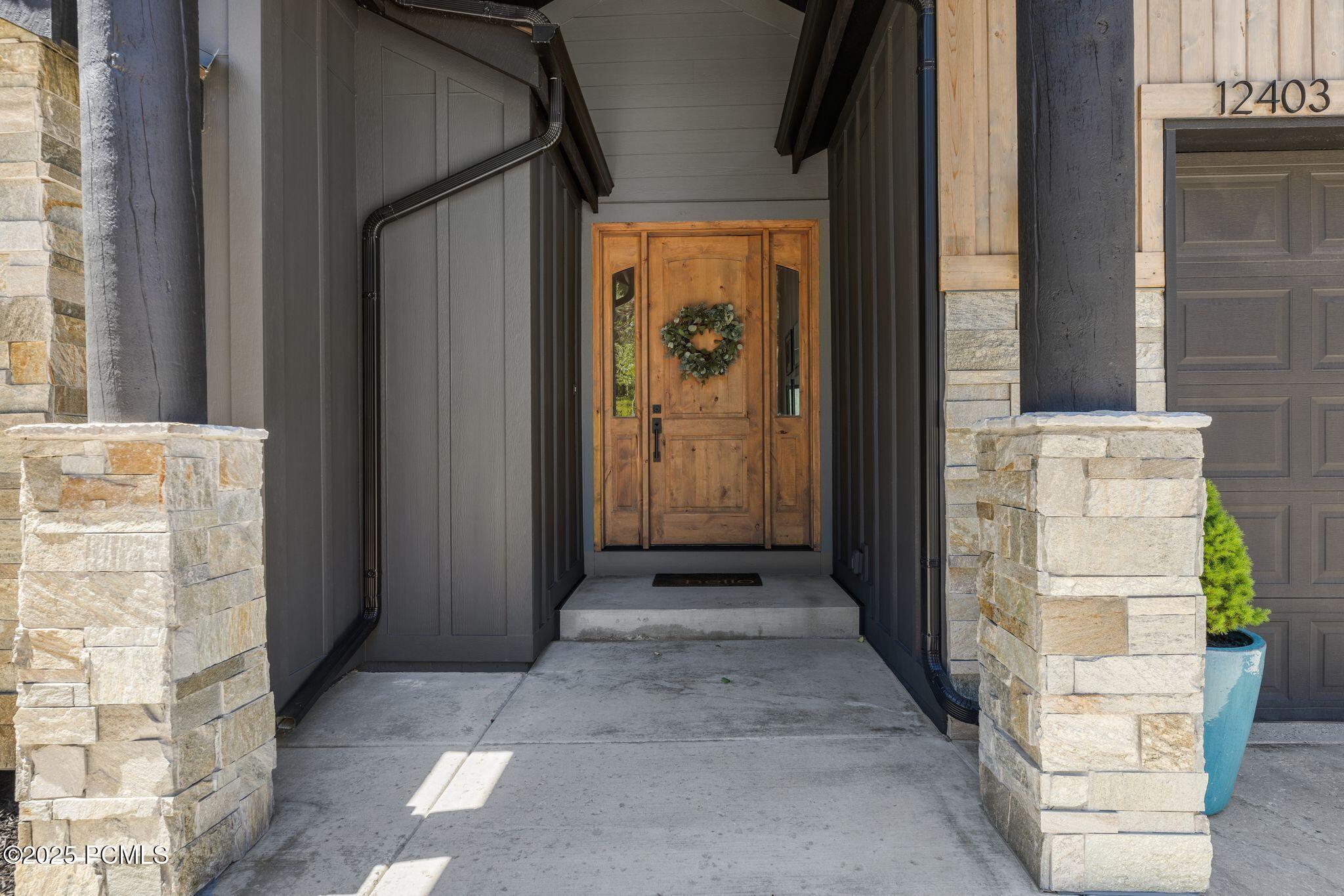 Property Photo: 12403 Ross Creek Drive UT 84036