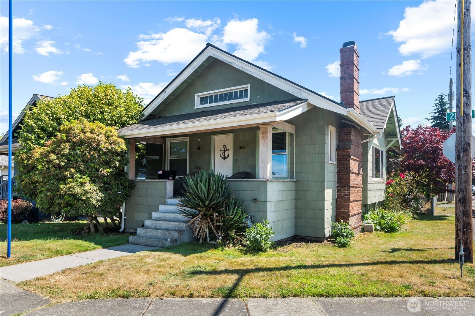 Property Photo: 2702 21st Street WA 98201