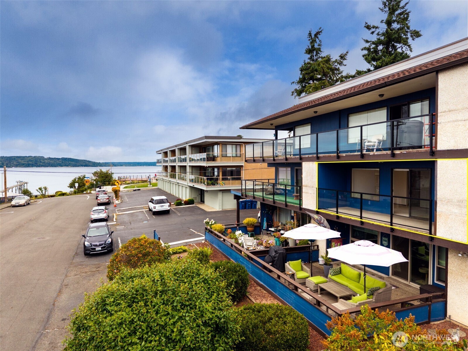 Property Photo:  516 S 222nd Street 4  WA 98198 