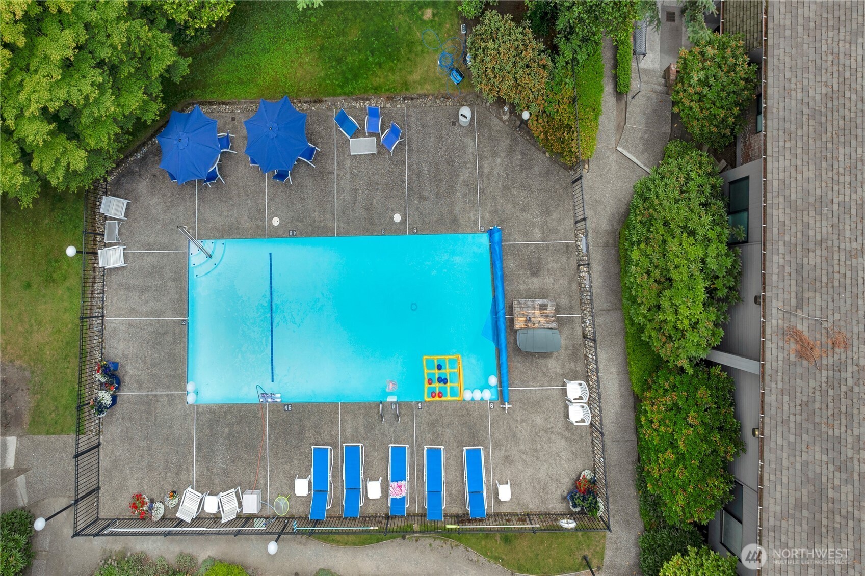 Property Photo: 13573 Linden Avenue N 302 WA 98133