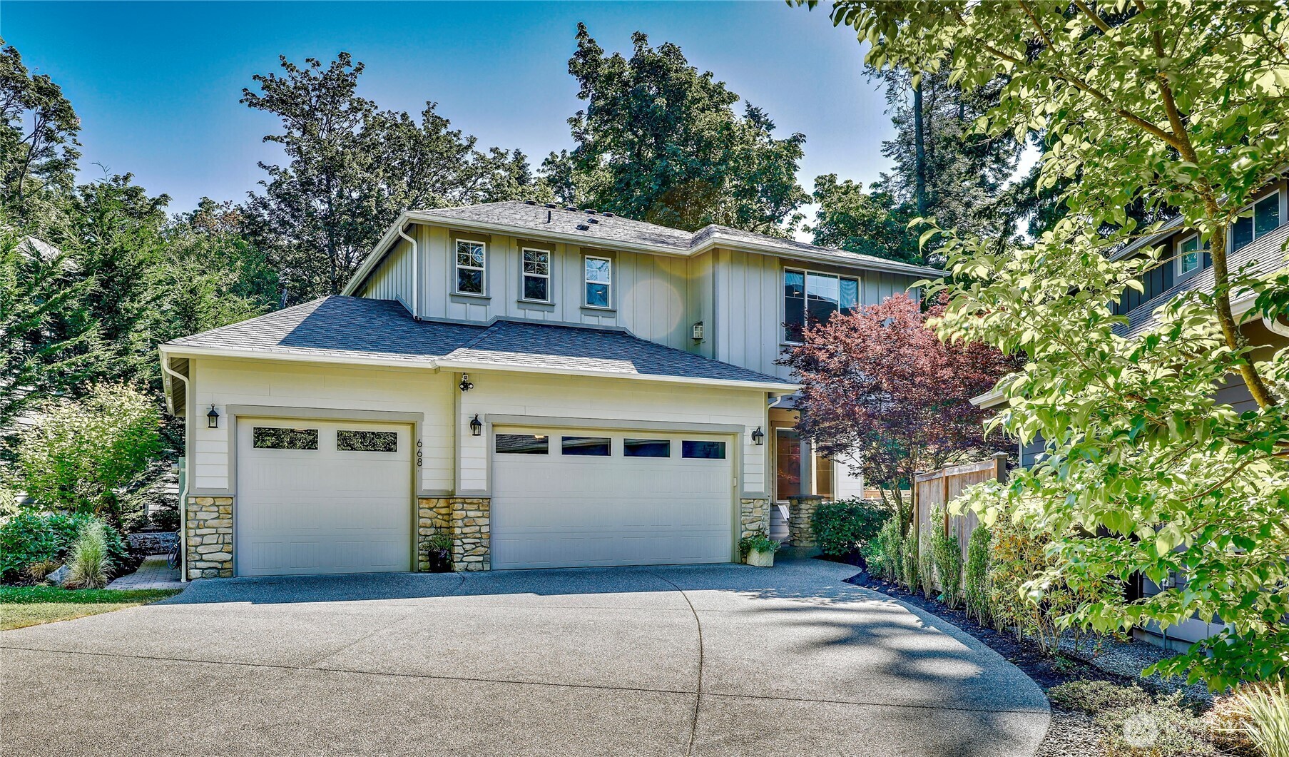 668  Ferryview Lane NE  Bainbridge Island WA 98110 photo