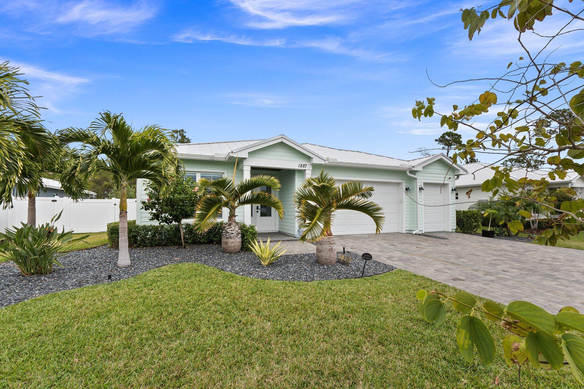 Property Photo: 1887 SW Pinewood Way FL 34990