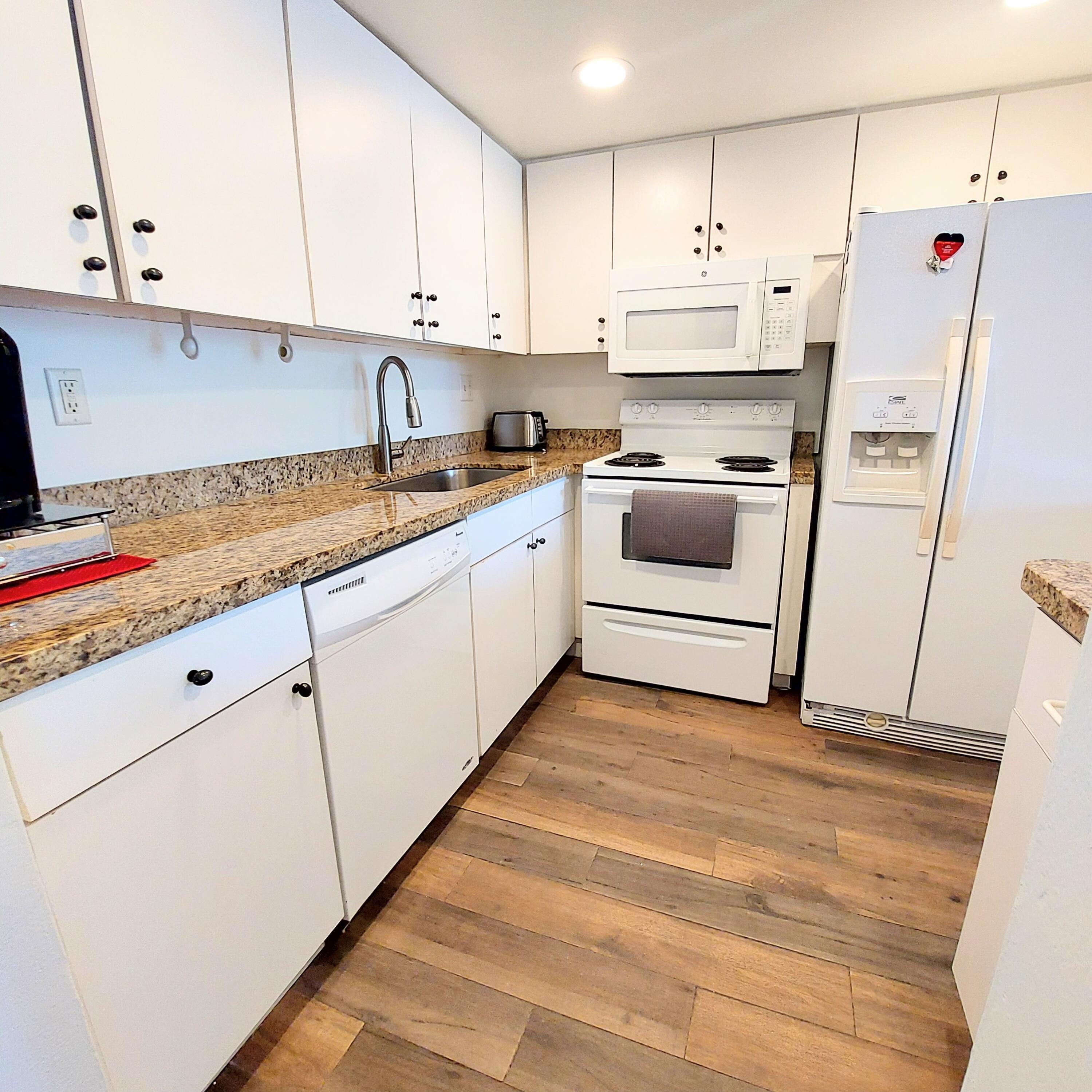Property Photo: 1830 Embassy Drive 306 FL 33401