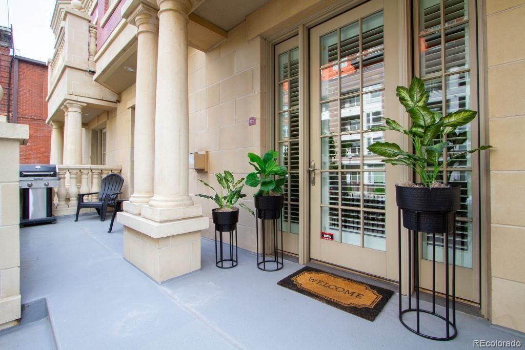 Property Photo: 1950 N Logan Street 102 CO 80203