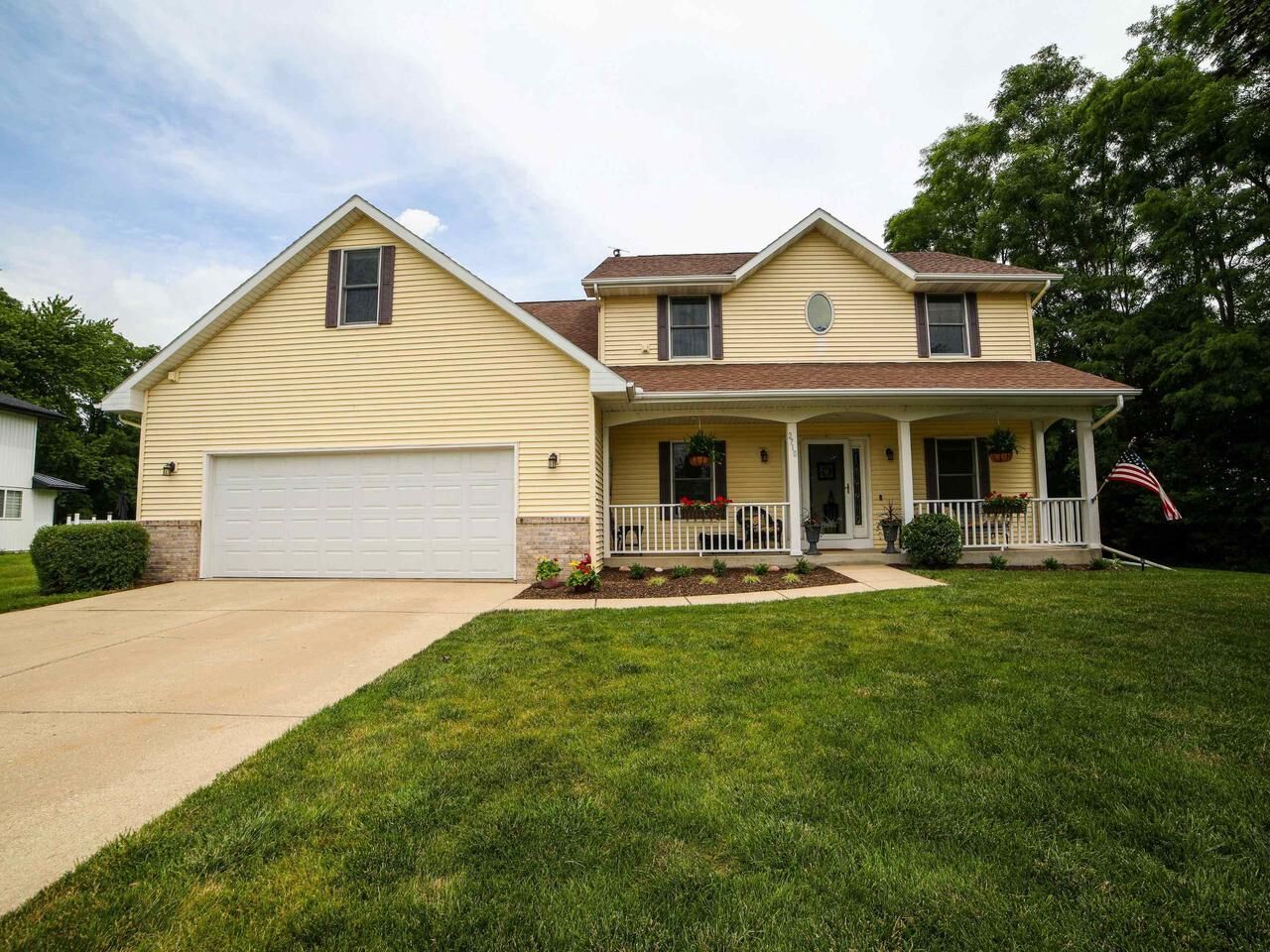 Property Photo:  2710 Rachel Terrace  WI 53511