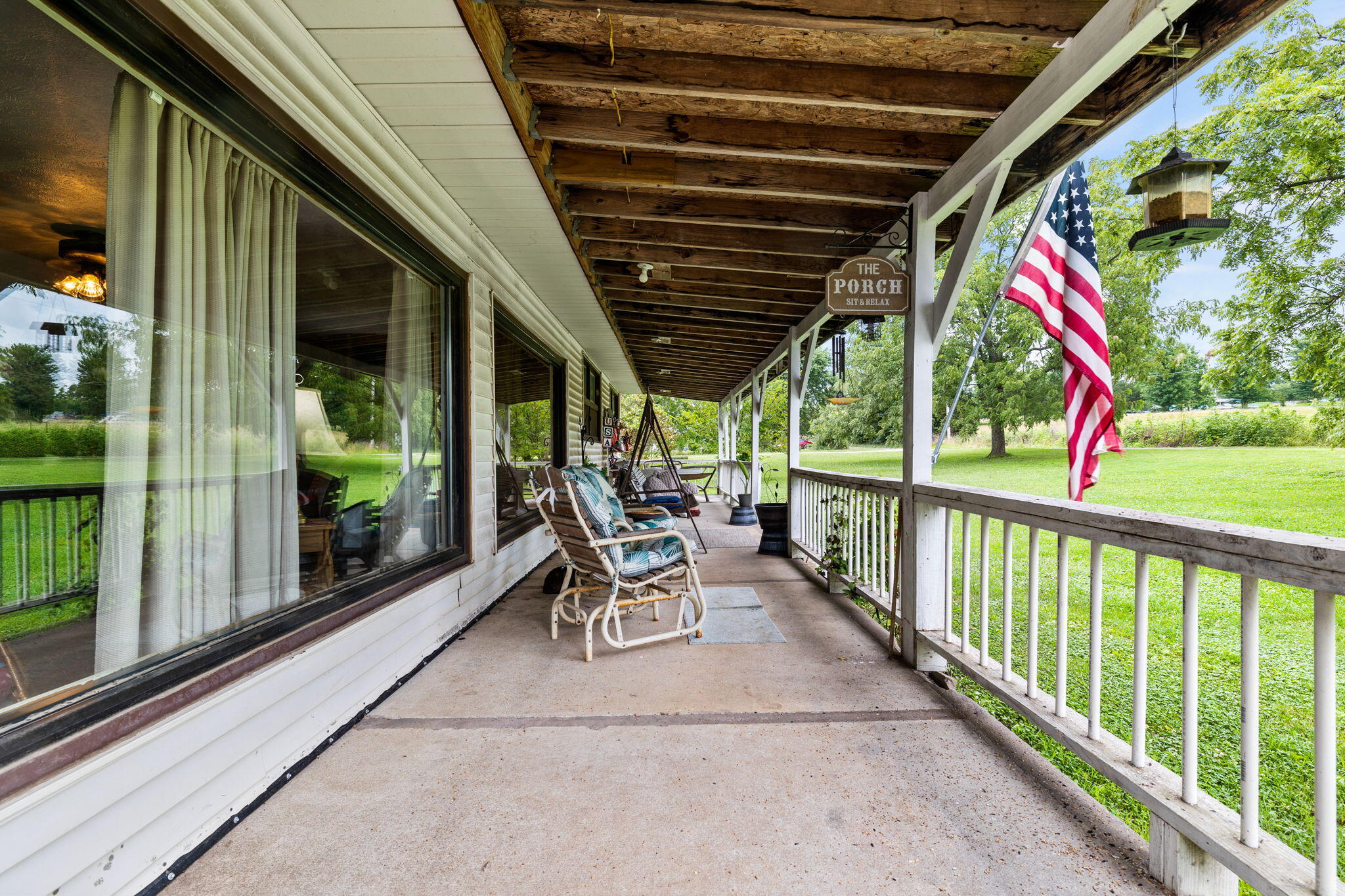 Property Photo:  601 N Pine Street  MO 65674 
