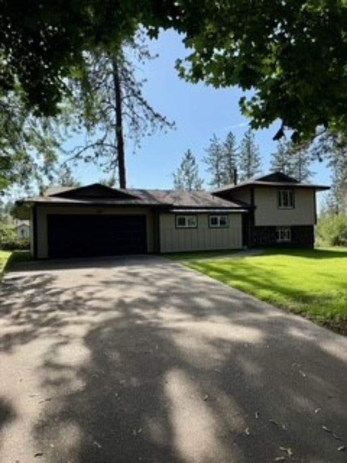Property Photo: 11315 N Madison St WA 99218