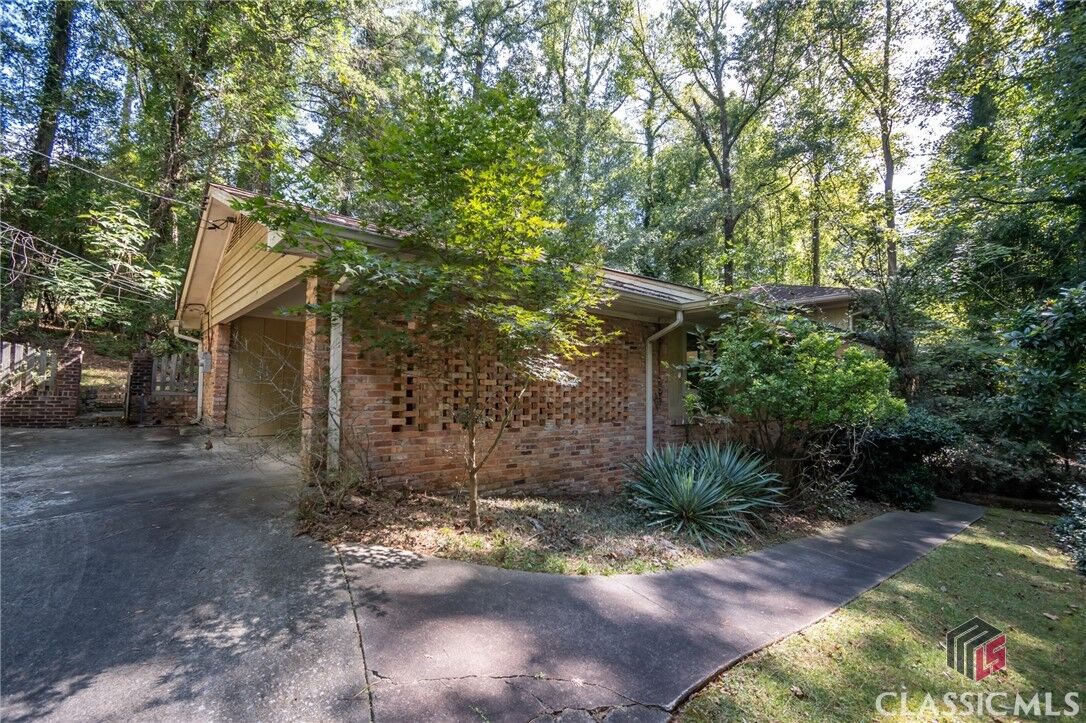 Property Photo:  175 Duncan Springs Road  GA 30606 