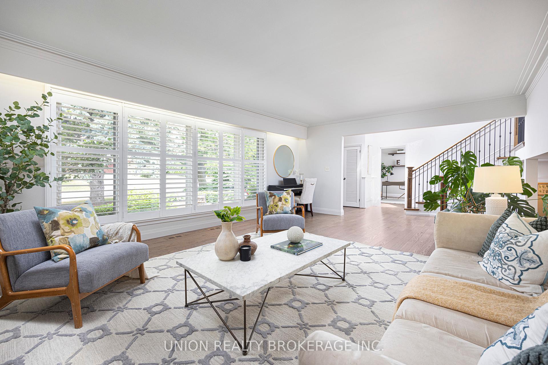 Property Photo:  787 Glenmanor Drive  ON L1J 5A6 