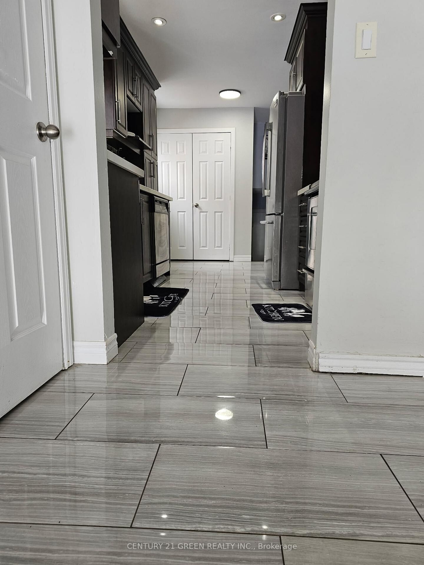Photo de la propriété:  62 Histon Crescent  ON L6V 3R1 