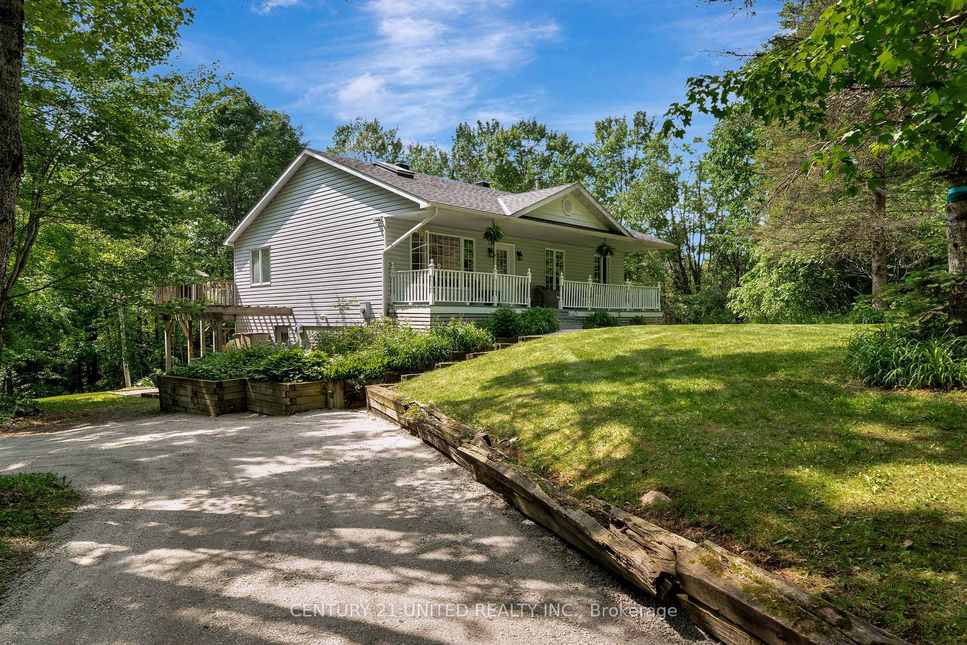 Property Photo: 62 McCauley'S Road ON K0L 1A0