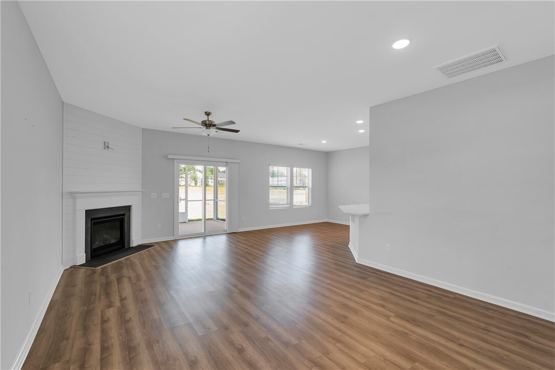 Property Photo:  101 Brown Circle  SC 29642 
