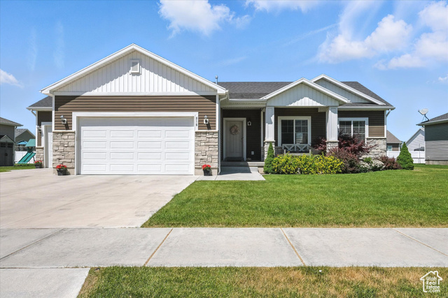 Property Photo: 516 S 770 E UT 84319