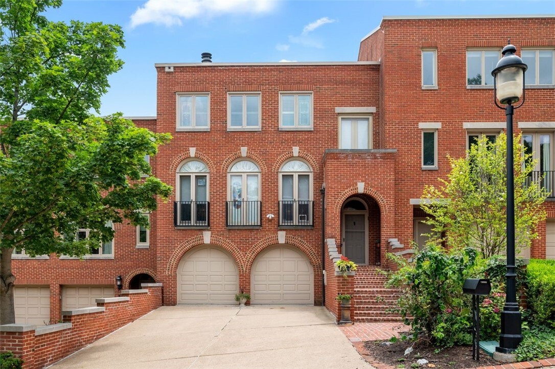 Property Photo: 303 Schenley Road PA 15217