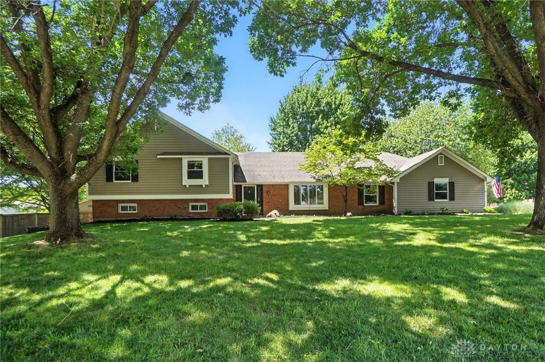Property Photo: 1572 Frontier Court OH 45458