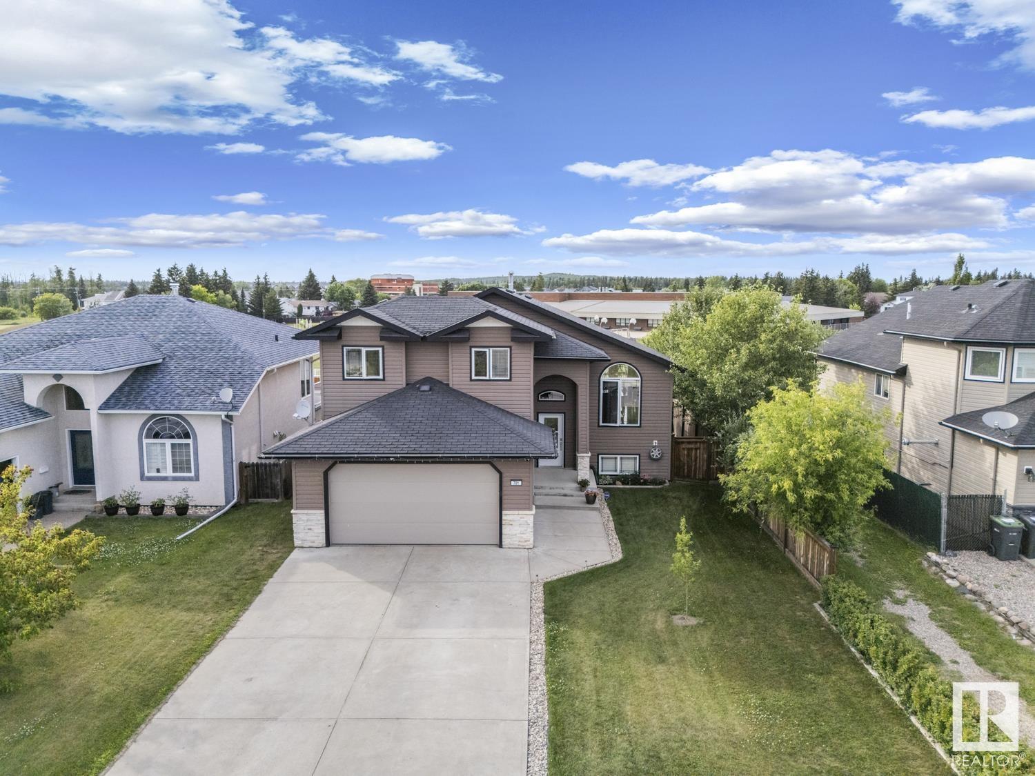 Property Photo: 701 21 Street AB T9M 1M8