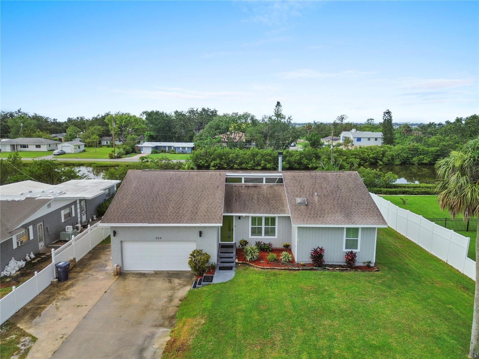 Property Photo: 354 Willow Lane FL 34222