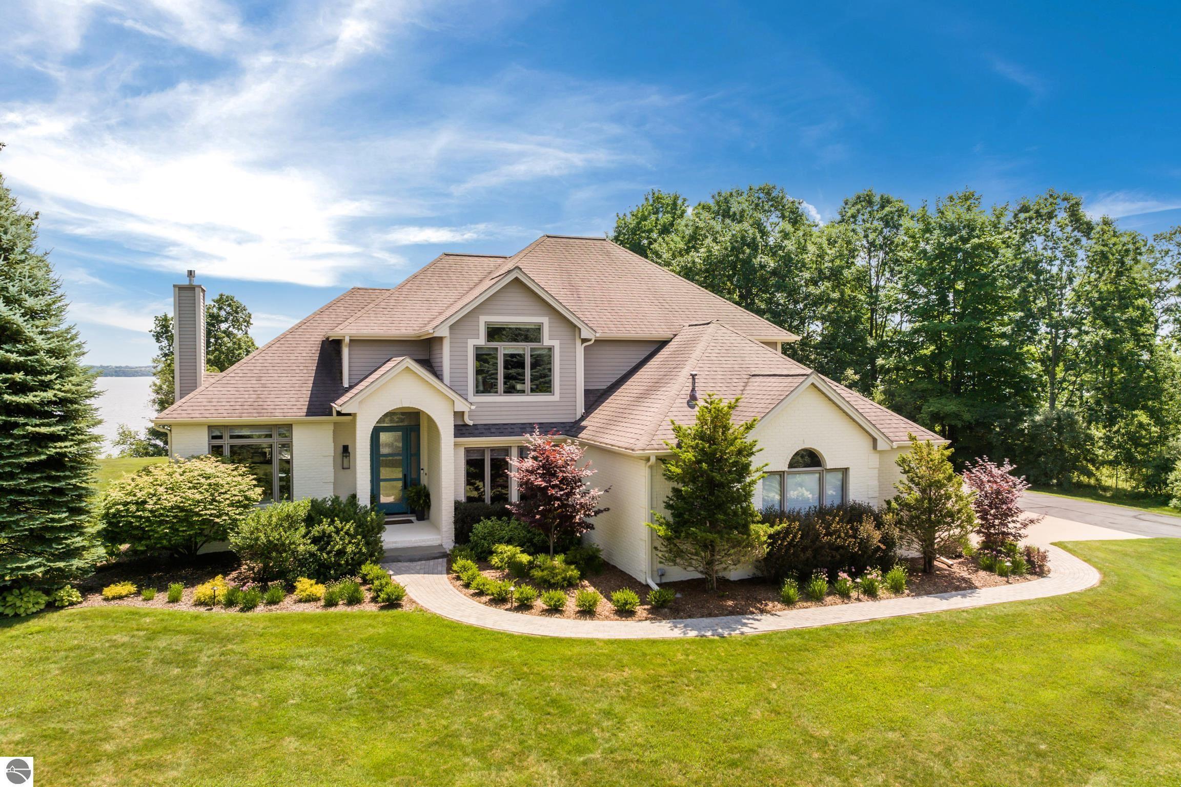 Property Photo: 9546 Eastridge Drive MI 49686