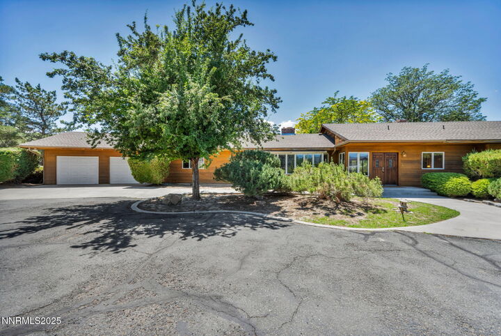 Property Photo:  1405 Primrose Lane  NV 89423 