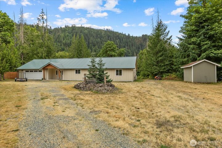 Property Photo: 7609 Pressentin Court WA 98237