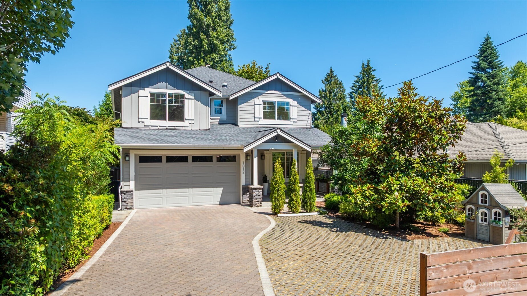 Property Photo: 1012 NE 94th Street WA 98115