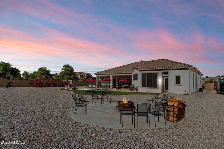 Property Photo:  10420 N Erin Court  AZ 85355 