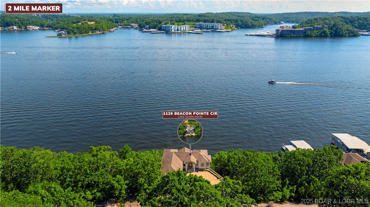 Property Photo:  1129 Beacon Pointe Circle  MO 65049 