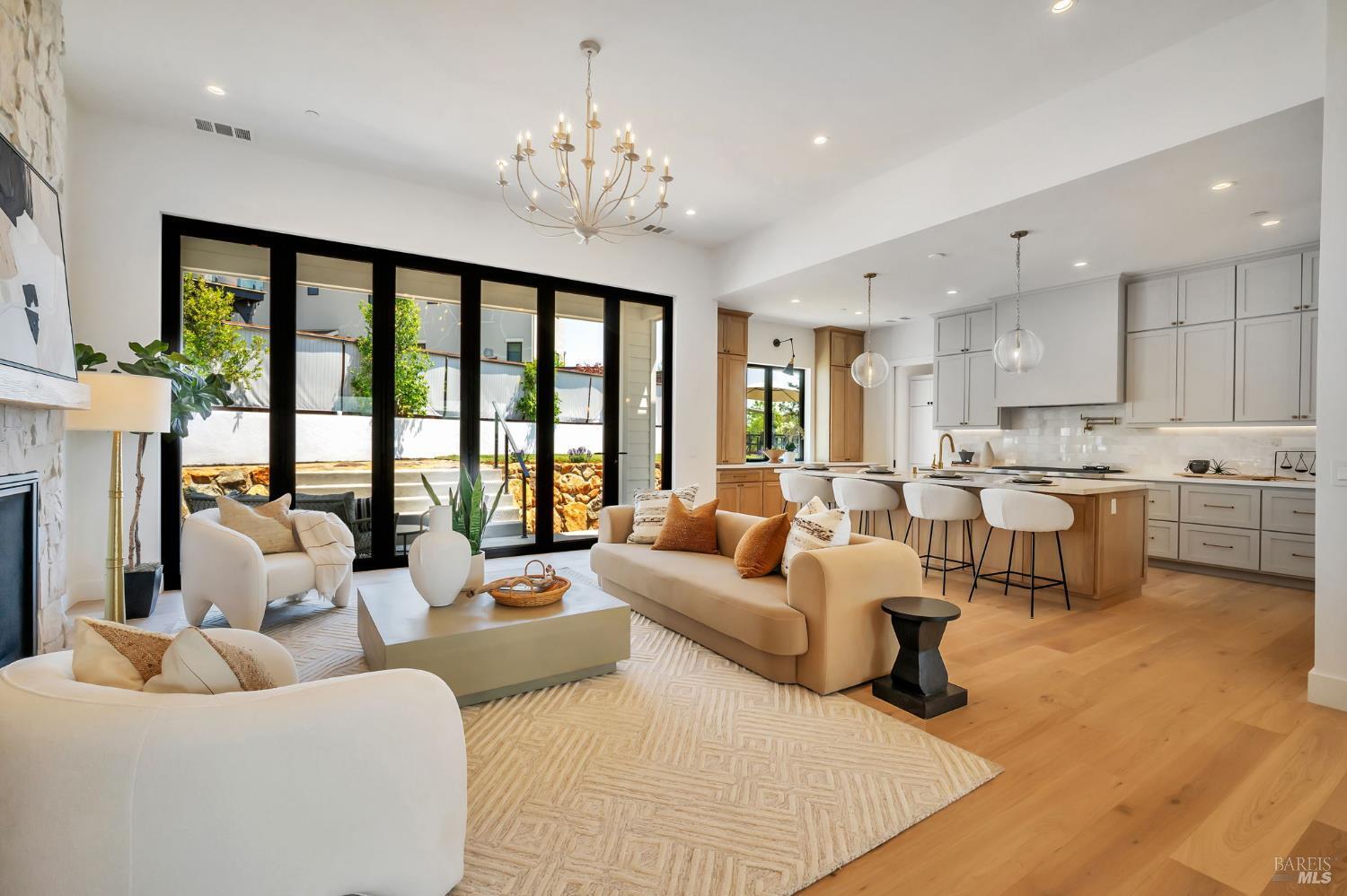 Property Photo: 3572 Southridge Drive CA 95403