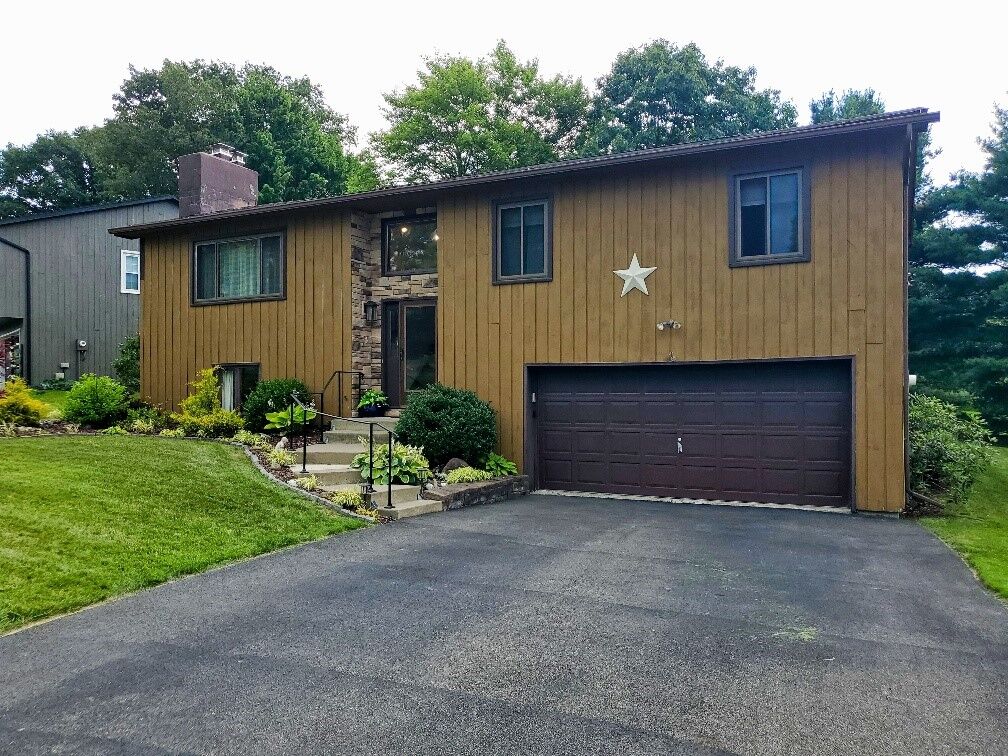 Property Photo:  2606 Grandview Place  NY 13760 