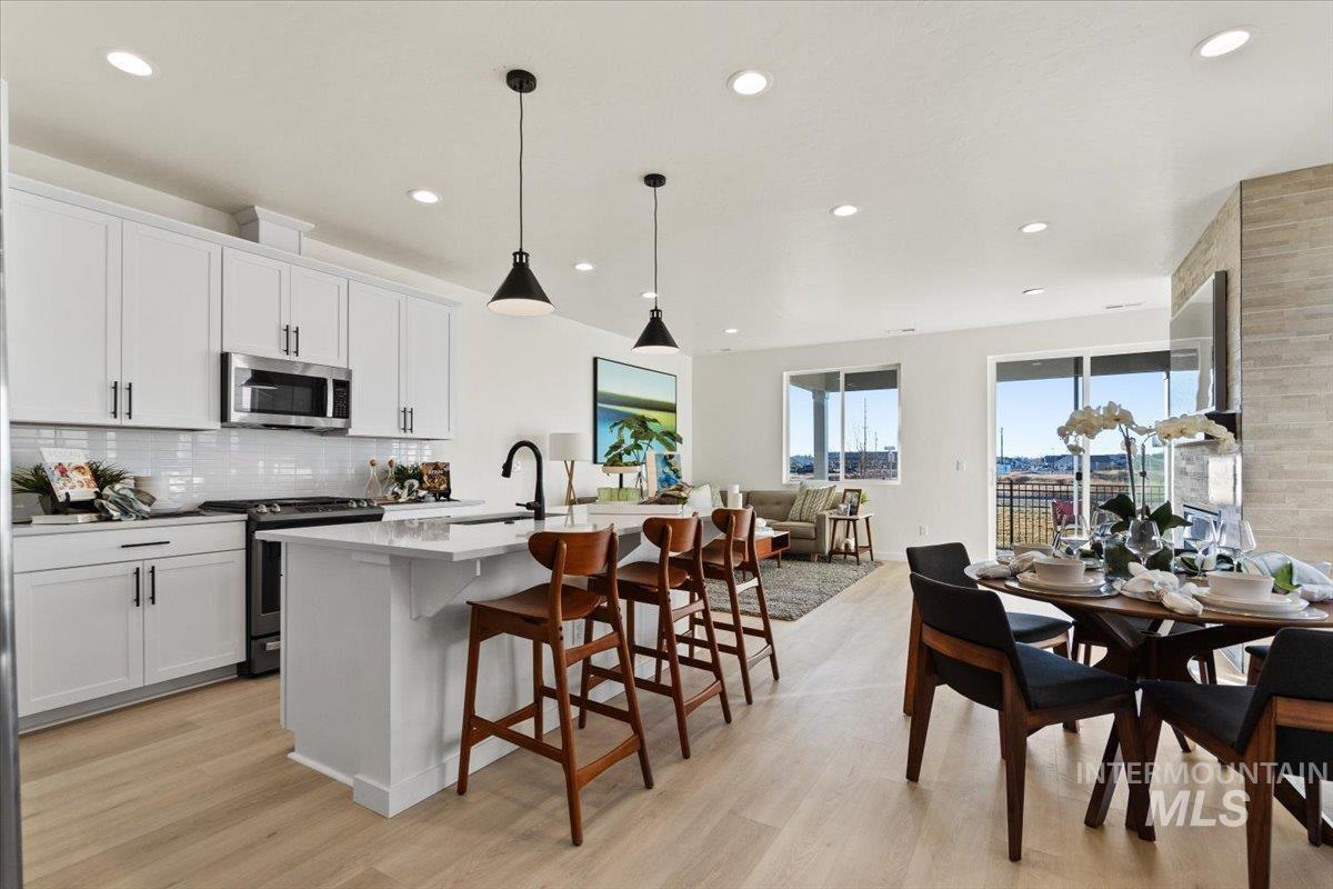 Property Photo: 324 N Lagrasse Lane ID 83669