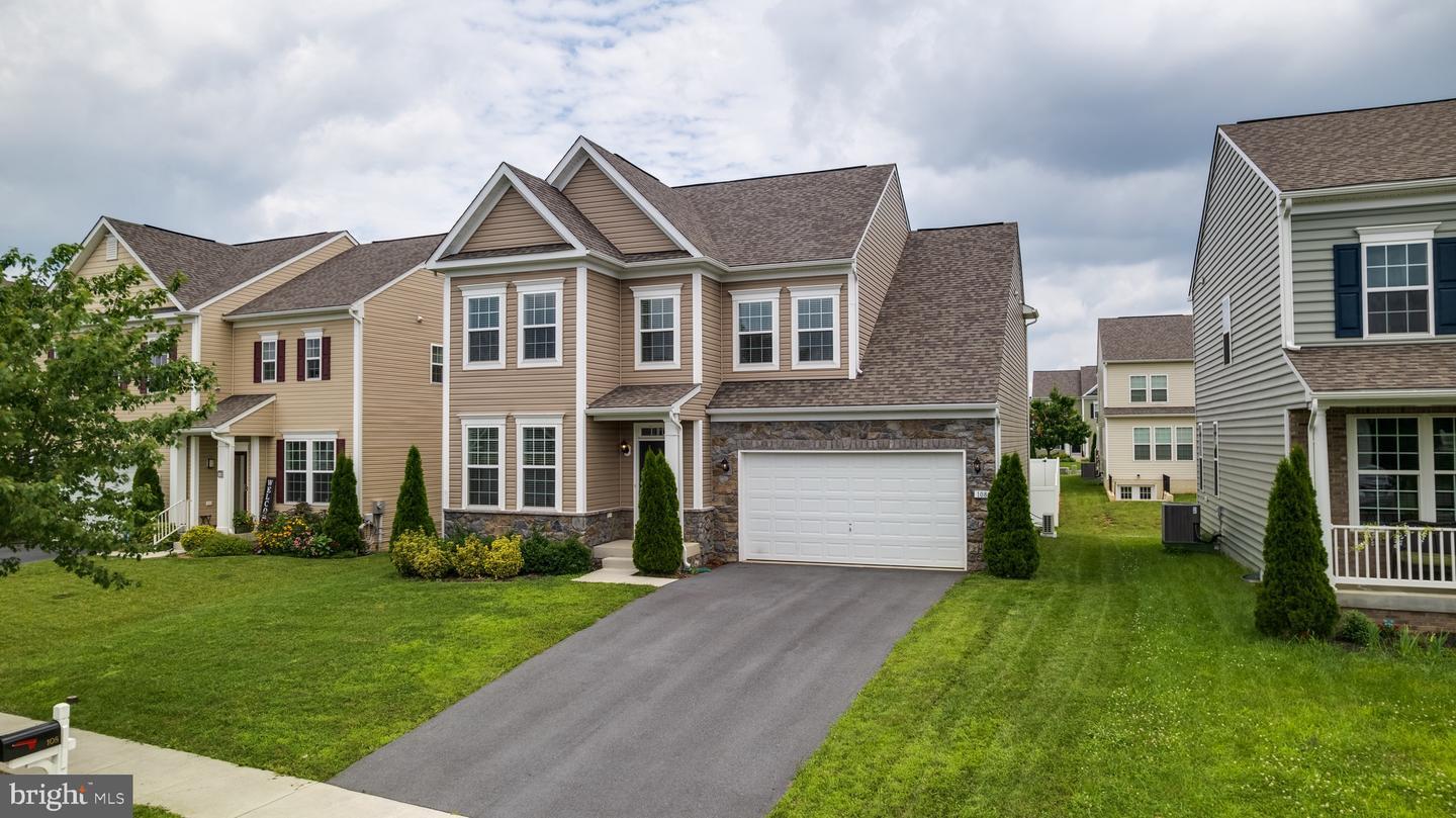 Property Photo: 108 Station Terrace W WV 25403