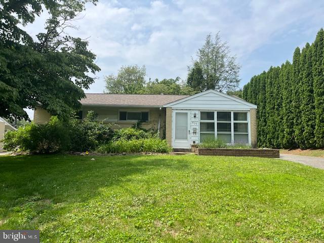 Property Photo: 405 W Rosedale Avenue PA 19382