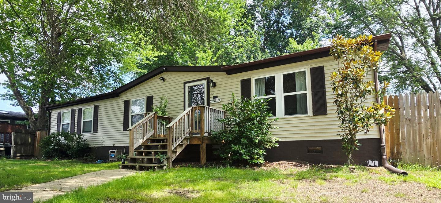 Property Photo: 22518 Armsworthy Court MD 20619