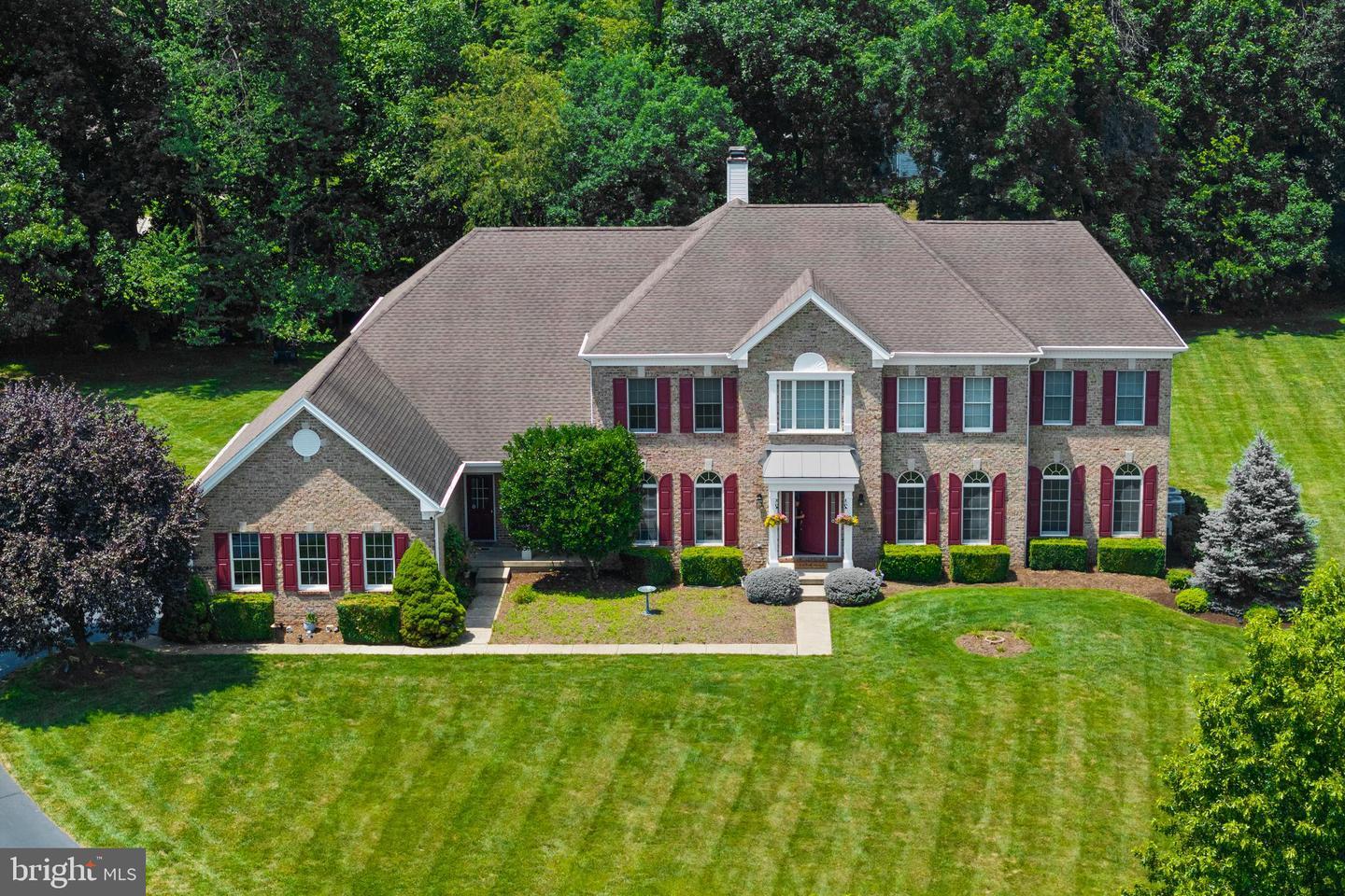 3 Waterford Court  Flemington NJ 08822 photo