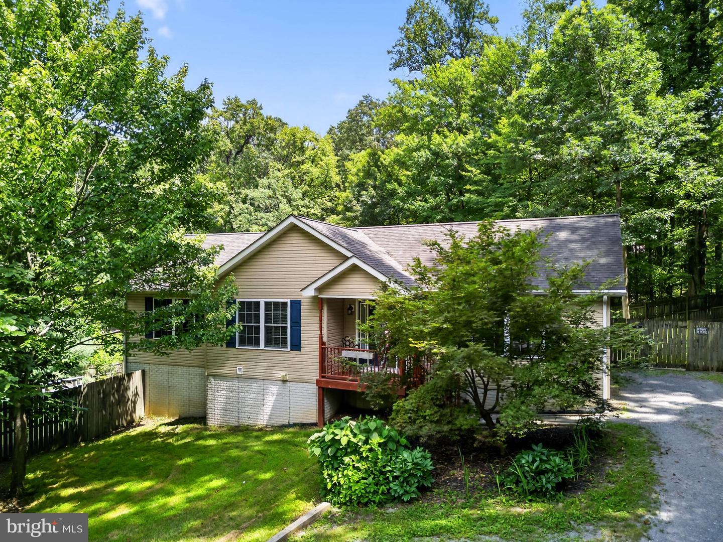 Property Photo: 1396 Johnnycake Lane WV 25425