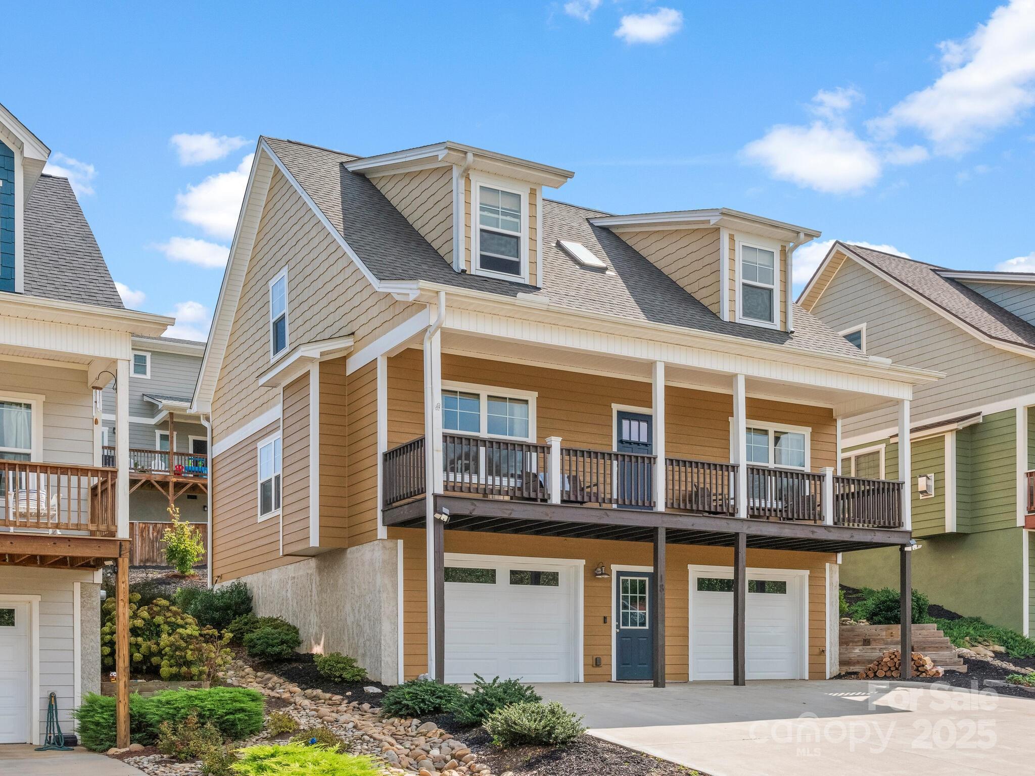 Property Photo: 18 Greenwood Fields Drive NC 28804