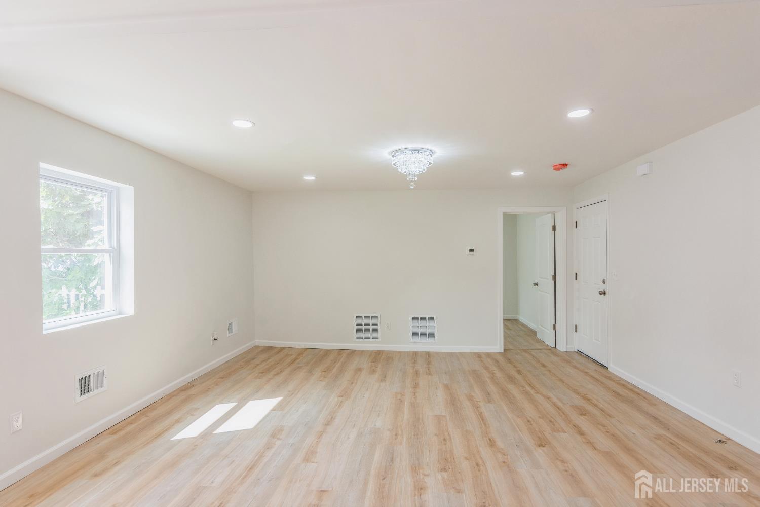 Property Photo: 17-1/2 Thomas Street NJ 08882