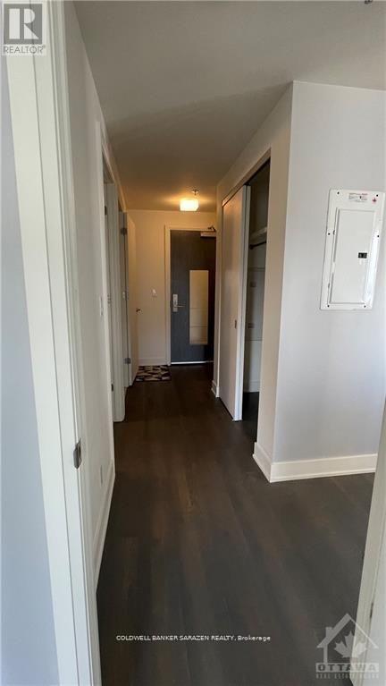 Property Photo:  428 Sparks Street 1801  ON K1R 0B3 