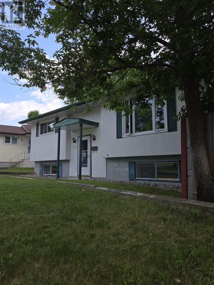 Property Photo: 1185 Minto Ave ON P9N 3K1
